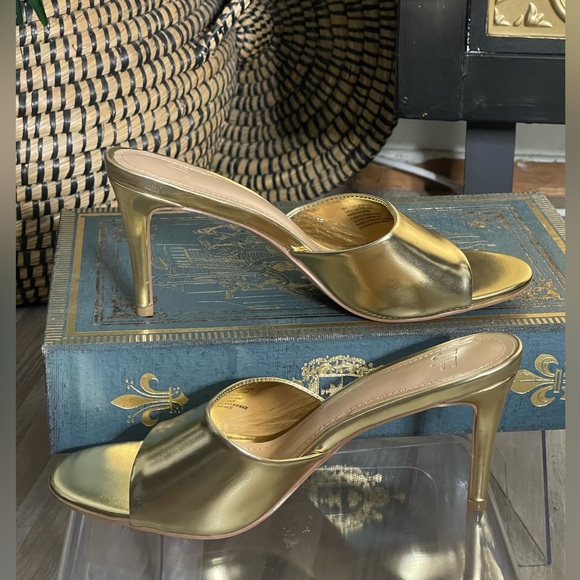 JustFab Shoes - Metallic Gold Heeled Slide -Size 9